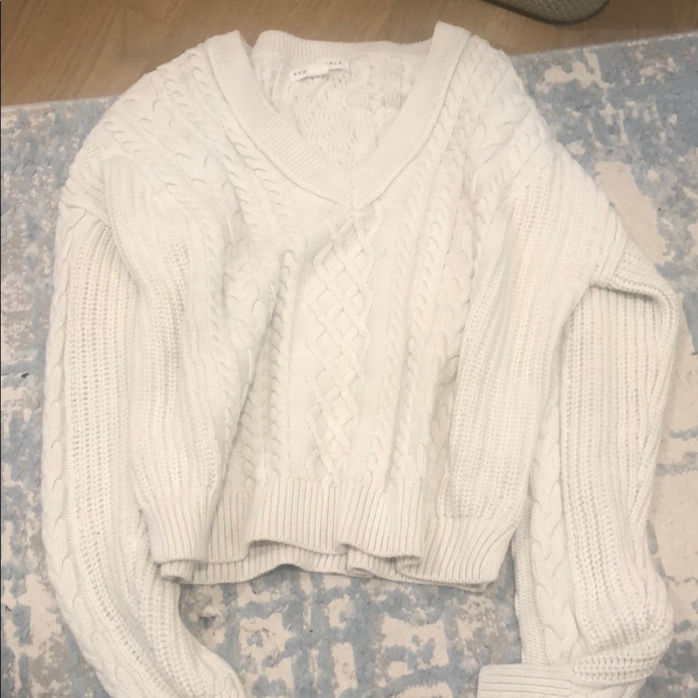 Aeropostale cable knit sweater